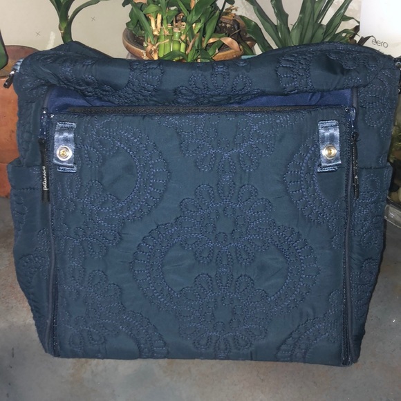 Great Bag for more than just Diapers! - Picture 2 of 7